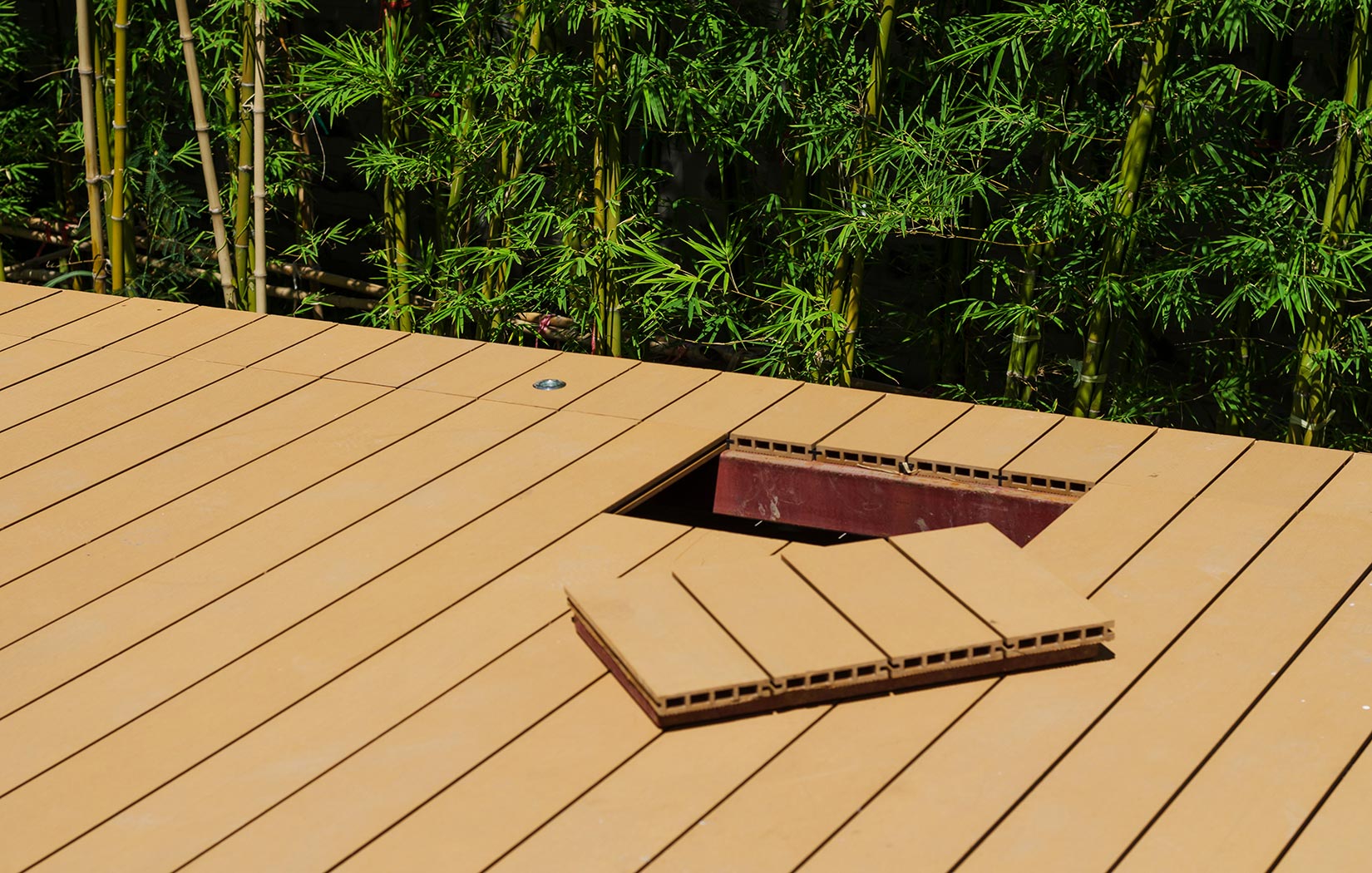 2016_75287773_WPC-Terrassendielen_MS.jpg 2016_75287773_WPC-Terrassendielen_MS.jpg